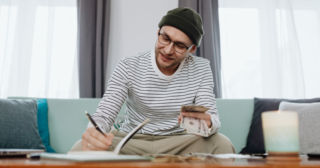 If you want to actually feel in control of your money in your 30s, build these 6 quiet habits before you focus on earning more